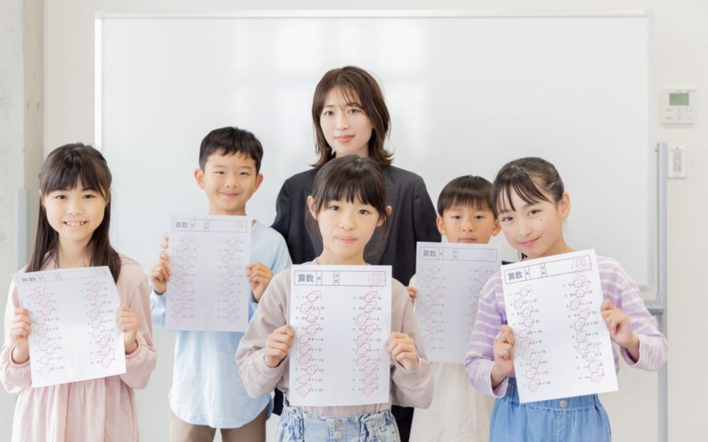 小学生は塾にいつから通うべき？目的別タイミング